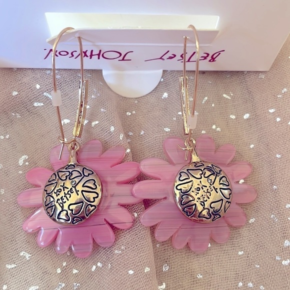 Brand New Betsy Johnson Pink Flower Rhinestone Studded Gold Tone Drop Earrings - Picture 7 of 9